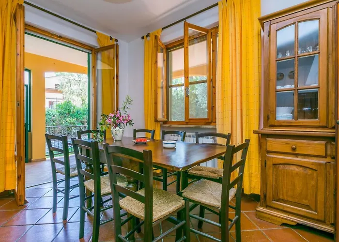 Casa de Férias Le Querce By Interhome