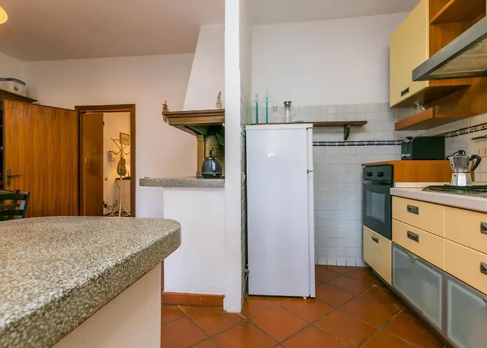 Le Querce By Interhome *