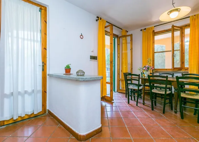 Casa de Férias Le Querce By Interhome