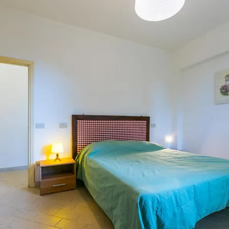 Le Querce By Interhome *
